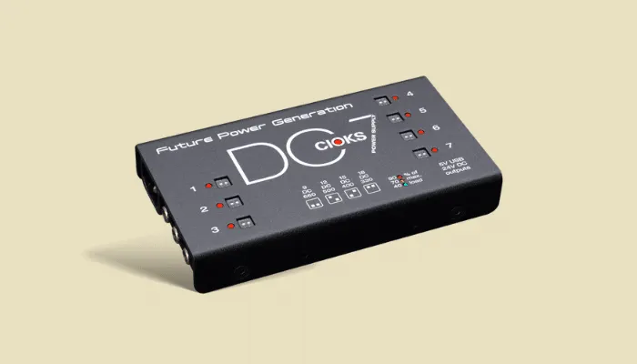 Infographic comparing daisy-chain power with isolated supplies and why you might spend more.